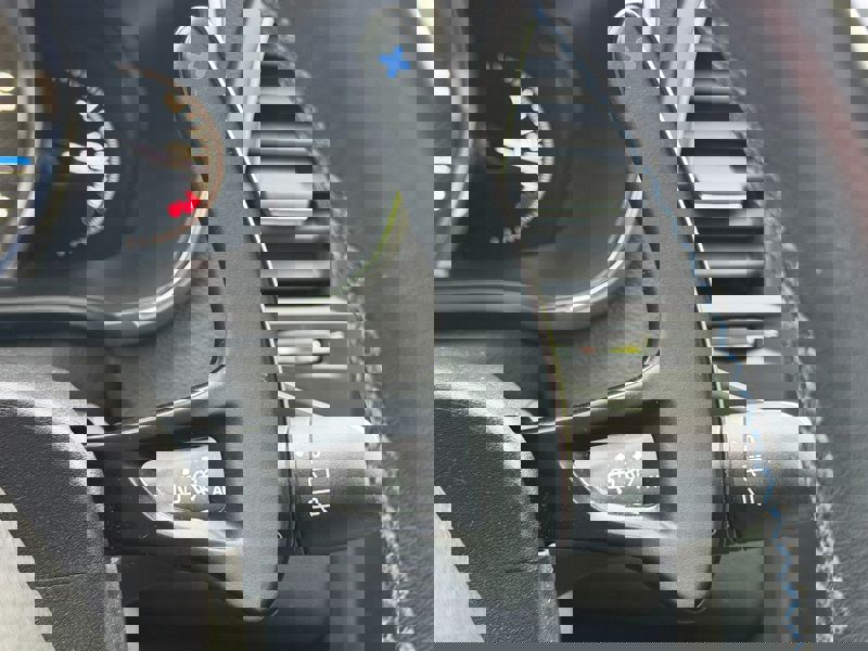 Image Renault MEGANE IV BERLINE 5 PTES. 1.6 TCe 205 GT Full leds GPS Caméra Bose Bluetooth Régul adapt Clim auto Gtie 1 an 